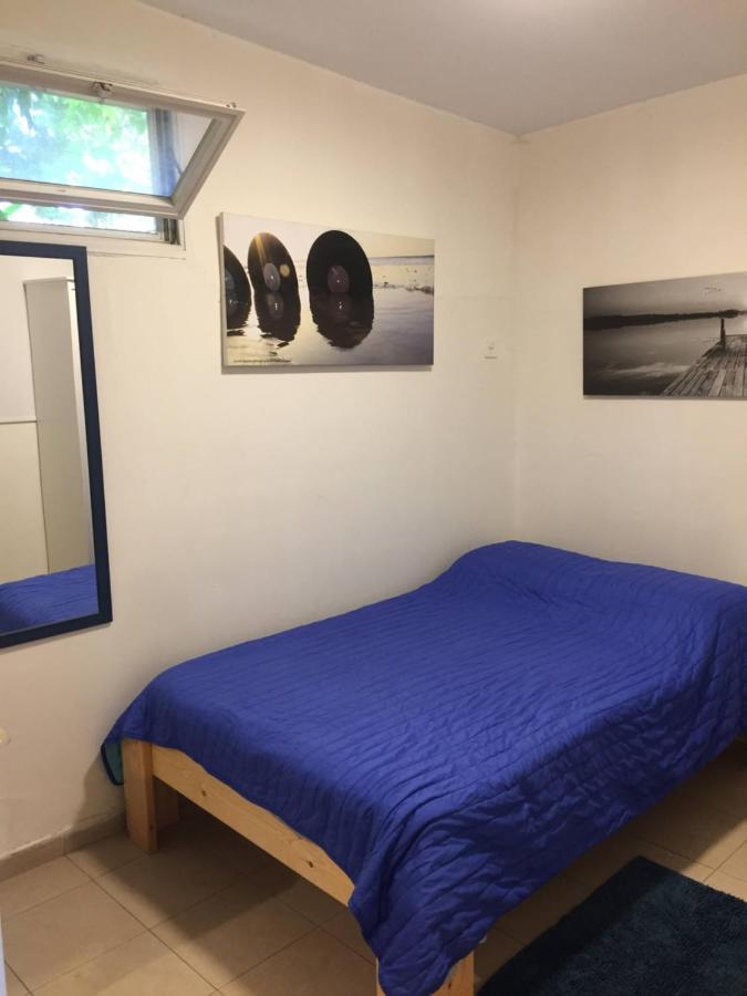 בית מרום Gan HaShomron Exterior foto